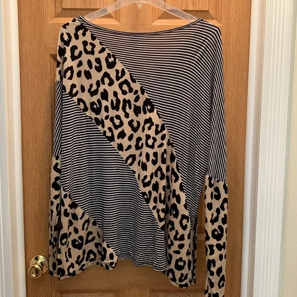 Glitzy Girlz Black & White Striped and Leopard Print Long Sleeve Shirt - Picture 2 of 9